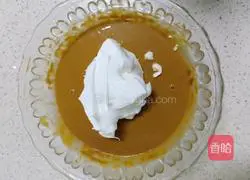 Red Date Chiffon Cake Recipe Illustration 8