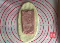 Illustration of how to make bacon cheese chive bread 7