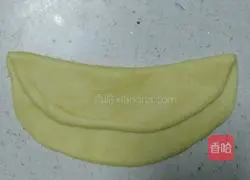 Cute Santa Bread Recipe Illustration 8