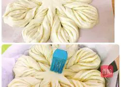 Illustration of how to make garlic salty bread 15