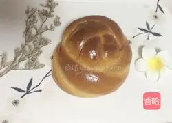 Illustration of how to make light butter bread 14