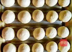 Illustration of how to make milk-flavored buns 6