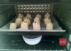 Honey Rose Bread Recipe Illustration 11