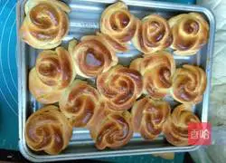 Rose bread recipe 11