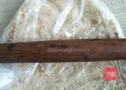 Illustration of making homemade bread crumbs 10