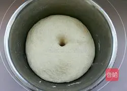 Illustration of making coarse grain wheat bran staple bread 9