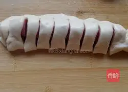 Illustration of how to make ham bread 10