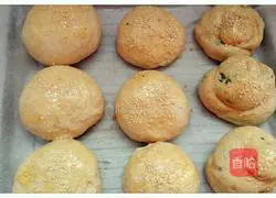 Illustration of how to make bread and green onion cake 11