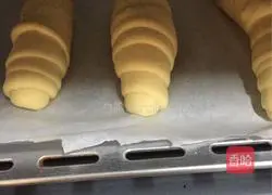 Illustration of how to make butter rolls 16