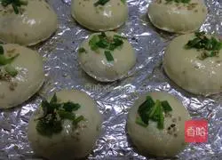 Illustration of making butter-free meat floss bread 22