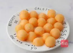 Melon Mousse Recipe Illustration 3