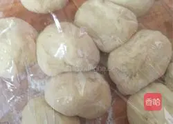 Illustration of making flower bean paste bread 7