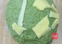 Spring Spinach Bread Recipe Illustration 3