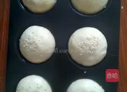 Illustration of how to make small bread 9