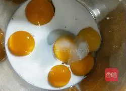 Illustration of how to make an eight-inch Internet celebrity birthday cake 7