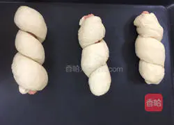 Illustration of how to make hot dog rolls 6