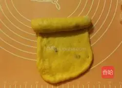 Spring Wreath Bread Recipe Illustration 8