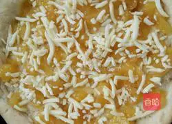 Illustration of how to make fruit crispy pizza 6