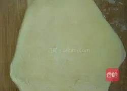 Illustration of how to make croissants 10