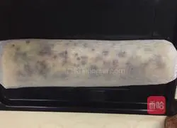 Illustration of how to make chives, sesame and meat floss rolls 11