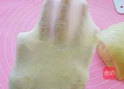 Illustration of how to make bread toast (eggless) 4