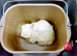 Oatmeal Apple Bread Recipe Illustration 7