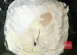 Illustration of how to make golden buns 2