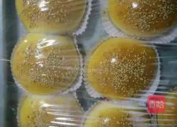 Illustration of making buns (hamburger embryos) 14