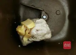 Illustration of how to make fruit crispy pizza 2