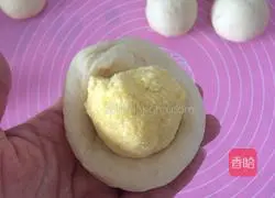 Coconut Bread Recipe Illustration 6