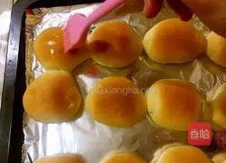 Classic Bread Recipe Illustration 16