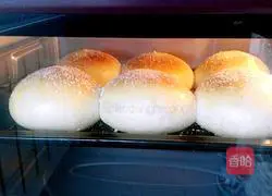 Illustration of how to make whole wheat coconut meal packs 7