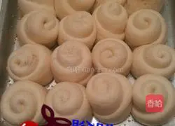 Honey Bun Recipe Illustration 9