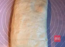 Illustration of how to make purple potato hand-shredded bread 15