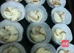 Illustration of how to make fancy bean paste bread 6