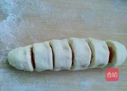 Illustration of how to make green onion sausage bread 5