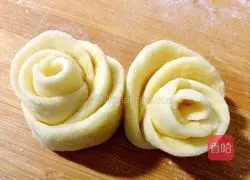 Cranberry Rose Bread Recipe Illustration 12