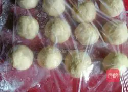 Illustration of how to make milk-flavored buns 4