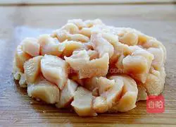 Illustration of how to make chicken meatballs with tomato sauce 2