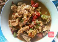 Illustration of how to make spicy bullfrog 5