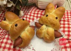 Illustration of how to make cute rabbit sausage bread 13