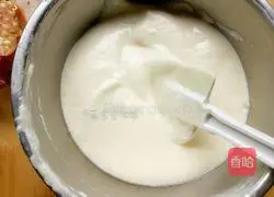 Illustration of how to make meat floss cake 10
