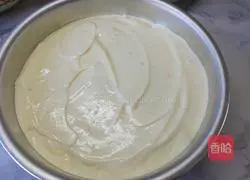 Illustration of how to make eight-inch chiffon cake 15