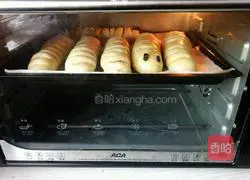 Caterpillar bread recipe 9