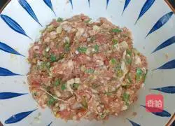 Steamed millet Illustration of how to make meatballs 6