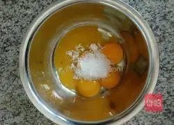 Black Sesame Chiffon Cake Recipe Illustration 3