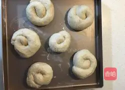 Illustration of how to make sugar-soaked cherry bread 8