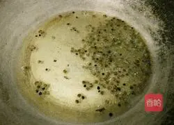 Illustration of how to make spicy bone soup 2