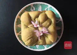 Spring Spinach Bread Recipe Illustration 13