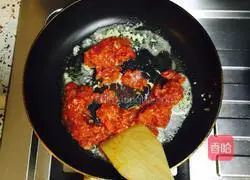 Illustration of how to make tomato and beef braised pasta 4